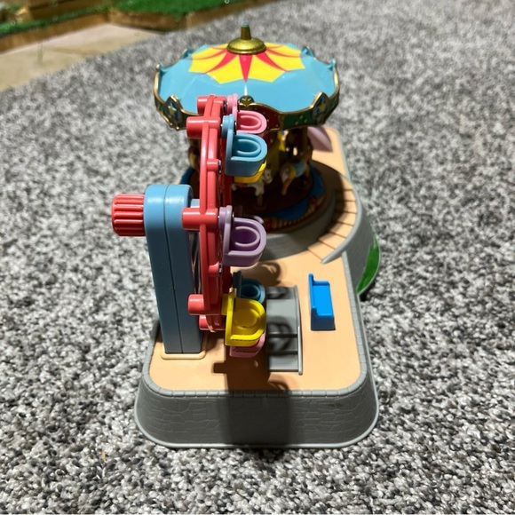 Blue Box Toys Tiny Dreams Musical Amusement Park Polly Pocket Style Vintage - Picture 7 of 12
